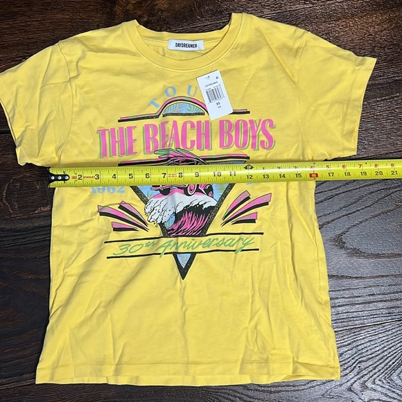 Daydreamer The Beach Boys 30th Anniversary in Yellow Bloom - Picture 10 of 11